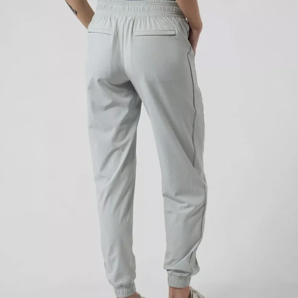 Athleta Brooklyn‎ Textured Jogger Pants City Stripe Coast Pale Sage Green Sz 8